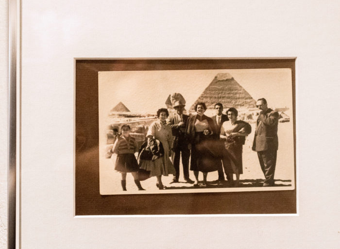 WTNOTN Karima Boudou et Soufiane Ababri vue de l'exposition au Cube, qui question l'identité africaine sous le prime de l'égypte antique, questions de genre