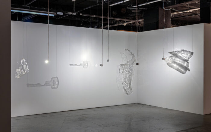 Nour Sokhon Those Beautiful Days, 2026 Installation, objets en plexiglas, lumière Courtesy de l'artiste