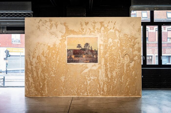 Karima El Karmoudi Pâte à sel façon Tadelakt, 2019 Installation in situ, pâte à sel, photographies transférées enduites d’huile d’olive. Dimensions variables. Courtesy de l’artiste. © La Condition Publique & Le Cube - independent art room photo: Frédéric IOVINO